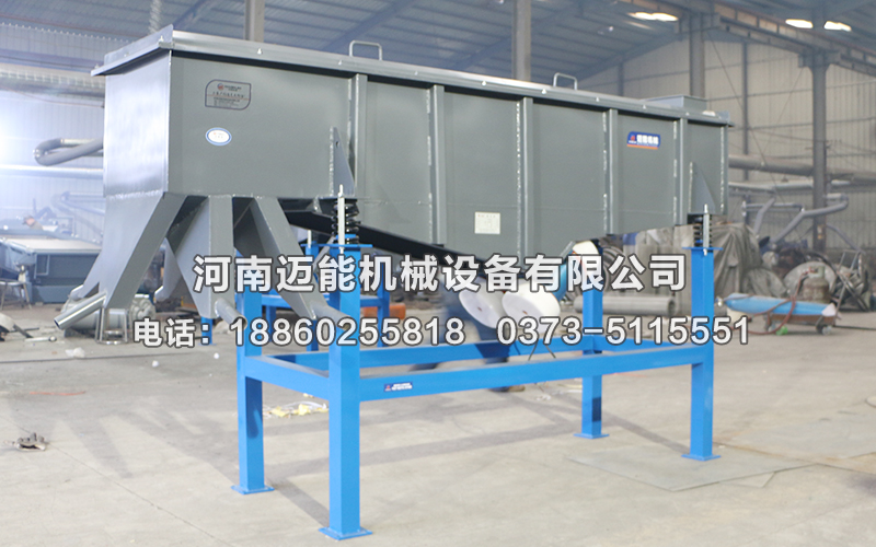 活性氧化鋁球直線振動(dòng)篩工作原理及特點(diǎn)有哪些？