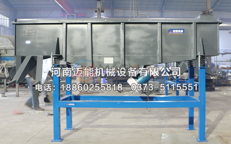 玻璃紗直線振動(dòng)篩